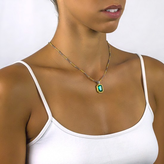 Μενταγιόν με Swarovski πέτρες και τρίχρωμη αλυσίδα M92 Μενταγιόν με Swarovski πέτρες και τρίχρωμη αλυσίδα M92